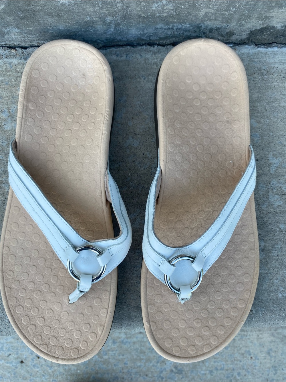 NEW VIONIC ALOE TOE SIZE 10 - Picture 2 of 4